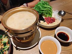 酸菜火锅面-小大董·烤鸭(凤凰汇店)