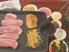 -Dombe豚(黑猪肉街店)