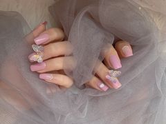 -群丽化妆摄影美甲纹绣培训学校