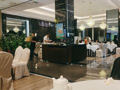 -万龙洲海鲜(大兴绿地缤纷城店)