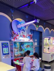 -MELAND CLUB•花园城堡主题亲子乐园•派对•餐厅(广州乐峰广场旗舰店)