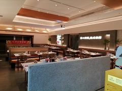 -肥肥虾庄·金牌油焖大虾(汉口城市广场店)