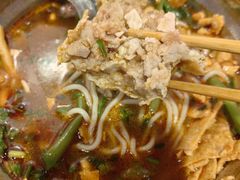 -柳州肥姨妈大骨螺蛳粉(万达中心店)