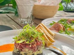 牛肉塔塔配牛油果黑橄榄酱-Solo(衡山路店)