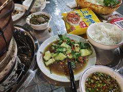 -东记炭炉·海鲜鸡煲(龙华店)