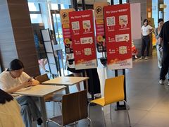 -麦当劳(驿坂服务区B区店)