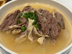 -新仙清汤牛腩(铜锣湾店)