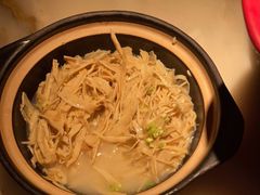 -佬麻雀·新湘菜(珠海金发购物中心店)