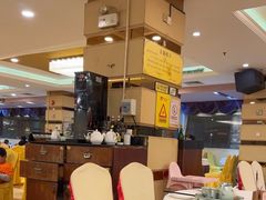 -御满江海鲜酒家(洛溪新城店)