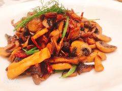 -亢龙太子酒轩(东湖店)