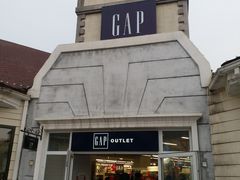 -GAP(王府井奥莱·香江小镇店)