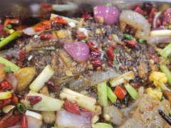 万州烤鱼-金渝海鲜烧烤万州烤鱼店