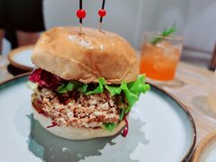 红卷心菜软壳蟹三明治-RAC BAR(安福路店)