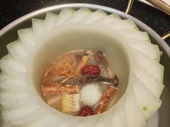 -得意咚瓜·顺德鱼生·冬瓜火锅(深圳首店)