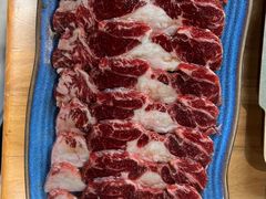 -汉城烤肉·黑金冠(华山路店)