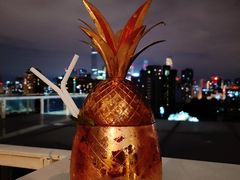 -The ROOF (通盈中心店)