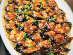 -鑫悦楼煎蟹·16年海鲜大排档