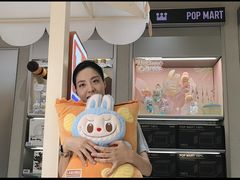 -泡泡玛特POPMART(蓝色港湾店)