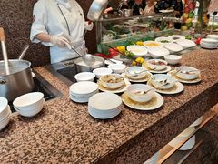自助取餐区-大连富丽华大酒店·花都西餐厅