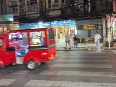 -两兄弟Song Pee Nong(2号店)