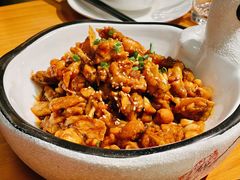 辣得跳-莲餐厅·湖北菜·藕汤是头牌(愚园路店)