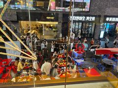 -BHC炸鸡(明洞总店)