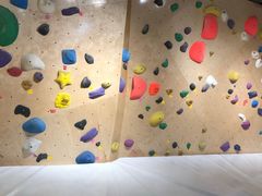 -ROCKPLUS攀岩馆(环宇城店)