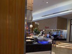 -亚龙湾希尔顿自助餐厅·海鲜·烧烤·沙滩BBQ·现场乐队