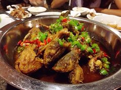 干锅黄骨鱼-大碗厨 25年老字号 现炒湘菜(四季天地店)