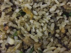 何眼镜香辣蟹-凤凰路何眼镜香辣蟹(花果园店)