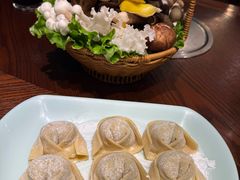 海鲜馄饨-东海怡品海鲜豆捞(舟宿夜江店)