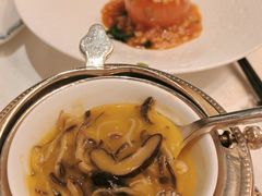 酸汤辽参海皇羹-东海朗廷酒店-唐阁T’ANG COURT 中餐厅