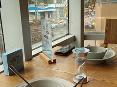 -蜜桃餐厅·伴山(湖滨商业街店)