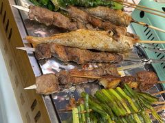 -云晓光头烧烤吧(德平路店)