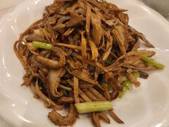 -丹江口渔村·湘味厨房(桃园店)