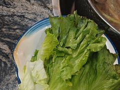 -乳仔牛牦牛汤锅 烤羊排(松潘古城店)