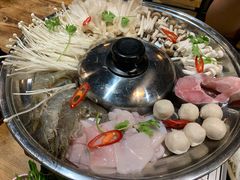 -Thai Market Restaurant( 04 Tran Quoc Toan)