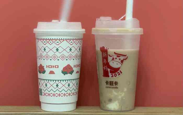 打分 想喝奶茶,卡旺卡走几步就到了,最近没有新品推出,点了蛋糕奶茶