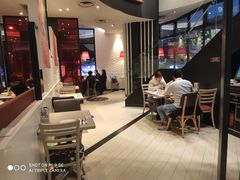 -必胜客(大坪英利店)