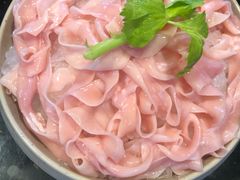 -茅草房·河畔园林火锅