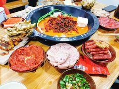 -黄潇洒老火锅(九眼桥宏济巷店)