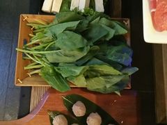 -尚尚仙·酸汤猪手·猪肚鸡火锅(华联万柳购物中心店)