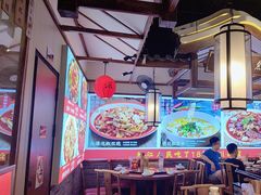 -川流不息·地道川菜·小龙虾(新松江路店)