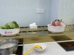 -西火火·川派小火锅(西溪银泰店)