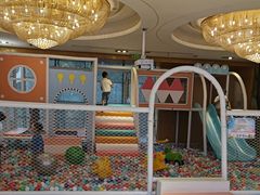 -昆山裕元花园酒店·温莎西餐厅