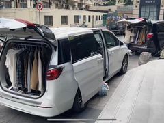 -富君租车(外滩店)