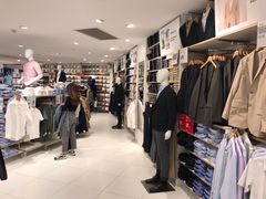 -优衣库(上海正大广场店)