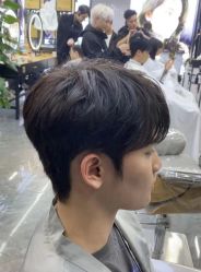 -藤野造型烫染·漂发