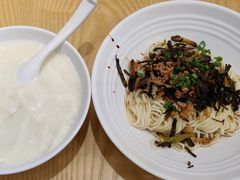 -弄堂咪道-饭香·面香·馄饨香(汇锦广场店)