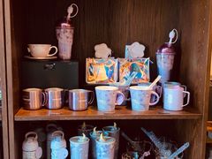 零售区-星巴克臻选(威海威高广场店)
